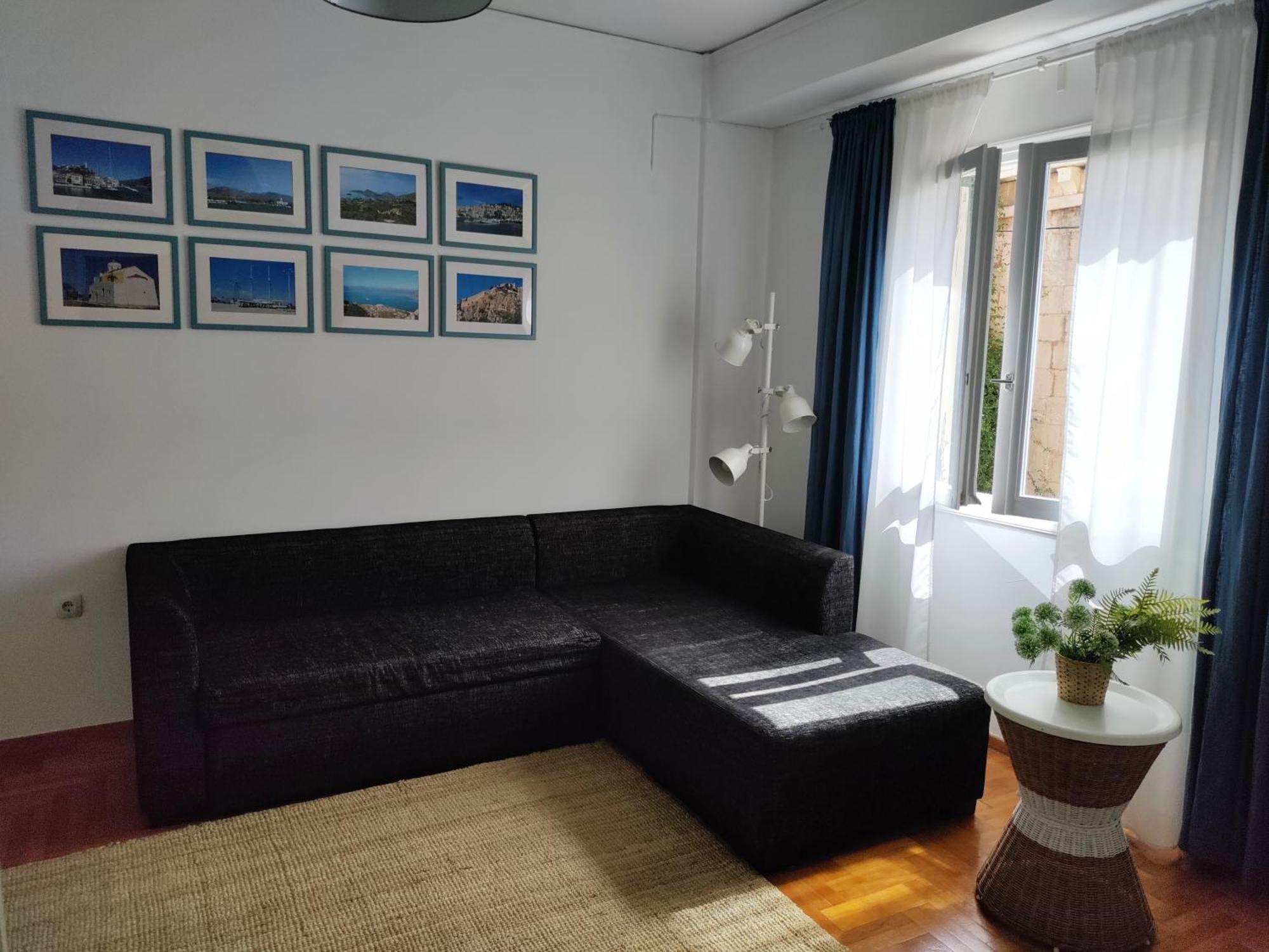 Old Town Apartment Next To Seafront Promenade 纳夫普利翁 外观 照片